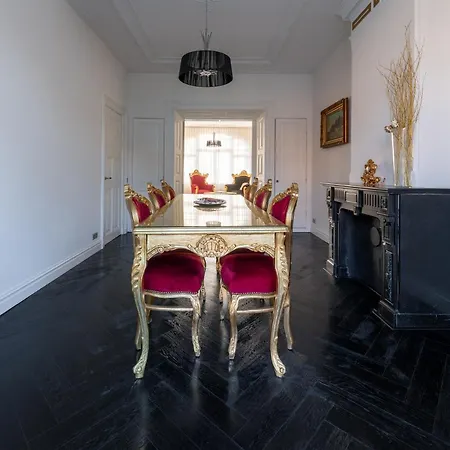 Dina-Perla Lodges, Shared Home - Not Hotel - In Museum District-3